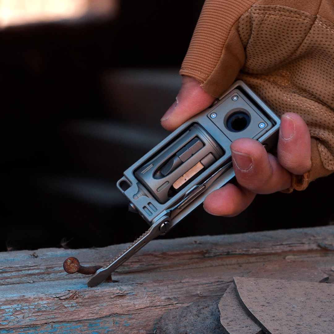 Titanium Ratchet With 5-Bit Revolver