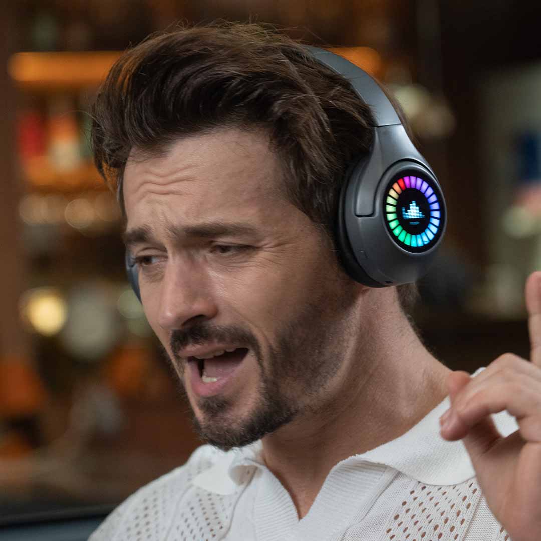 Turn Your Headphones Into A Canvas
