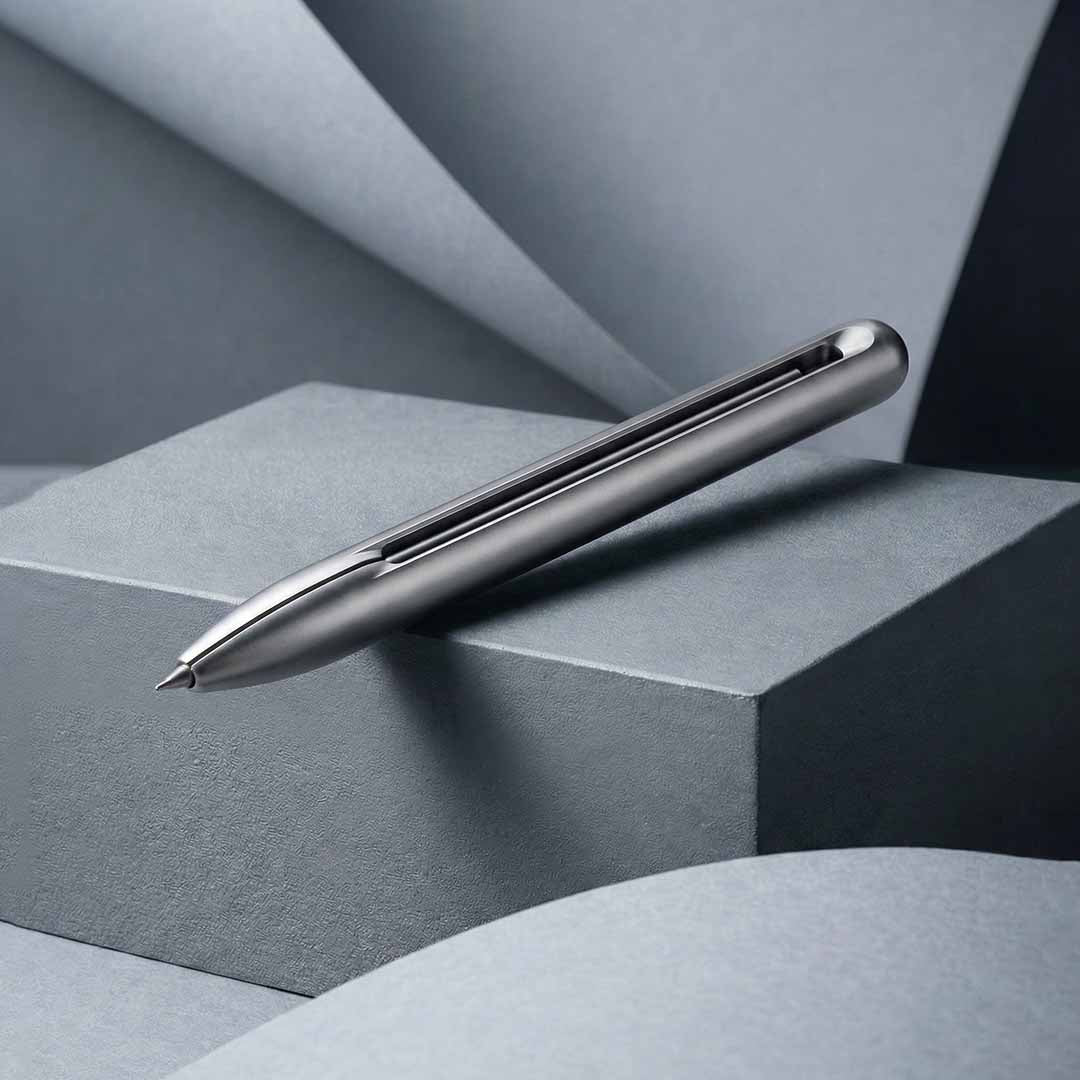 A Titanium Pen That Changes With The Refill