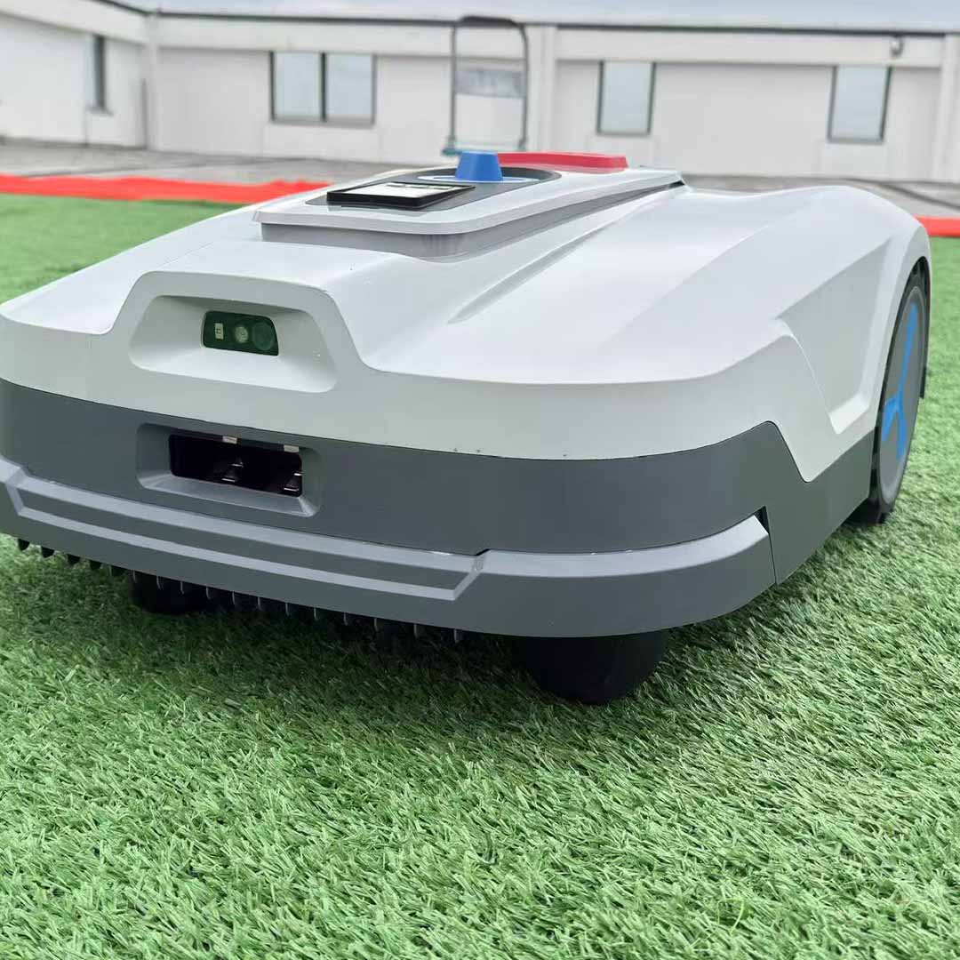 Wire-Free RTK Mower With AI Precision