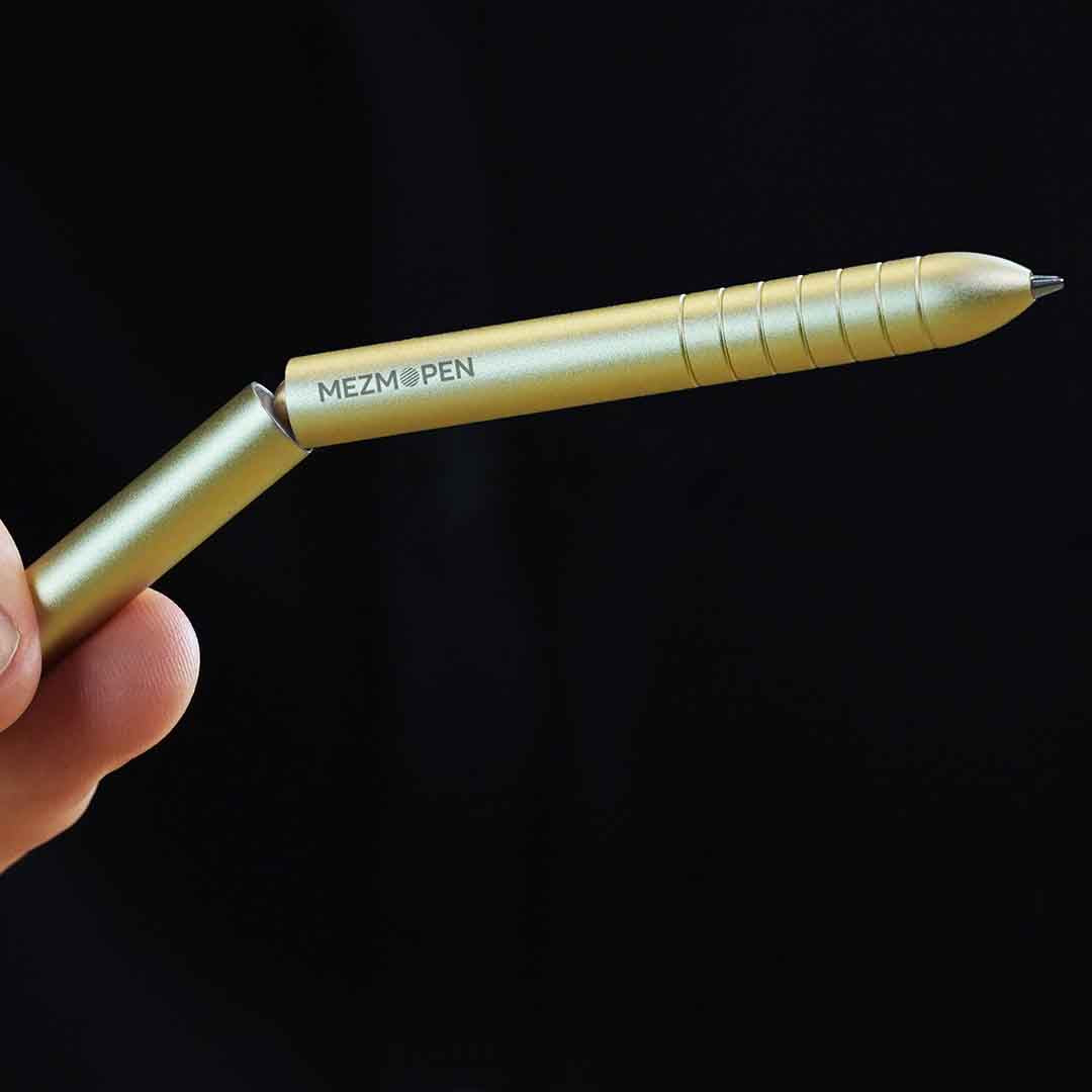 An Every Day Pen Designed For Fidgeting Fun