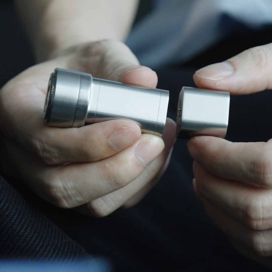 Modular Pocket-Size Magnetic Shaver