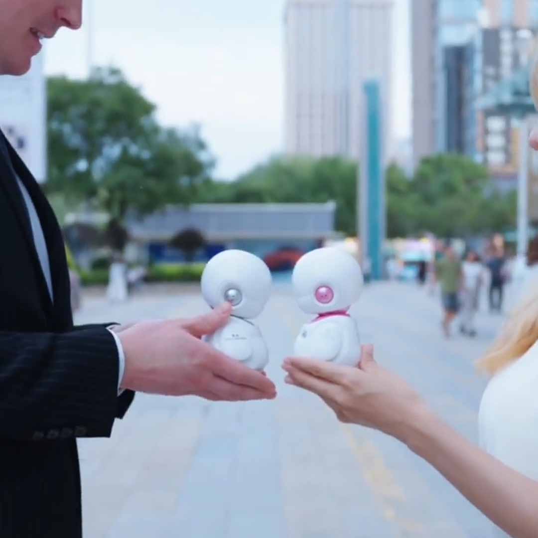 Tiny Desk Friend With Feelings