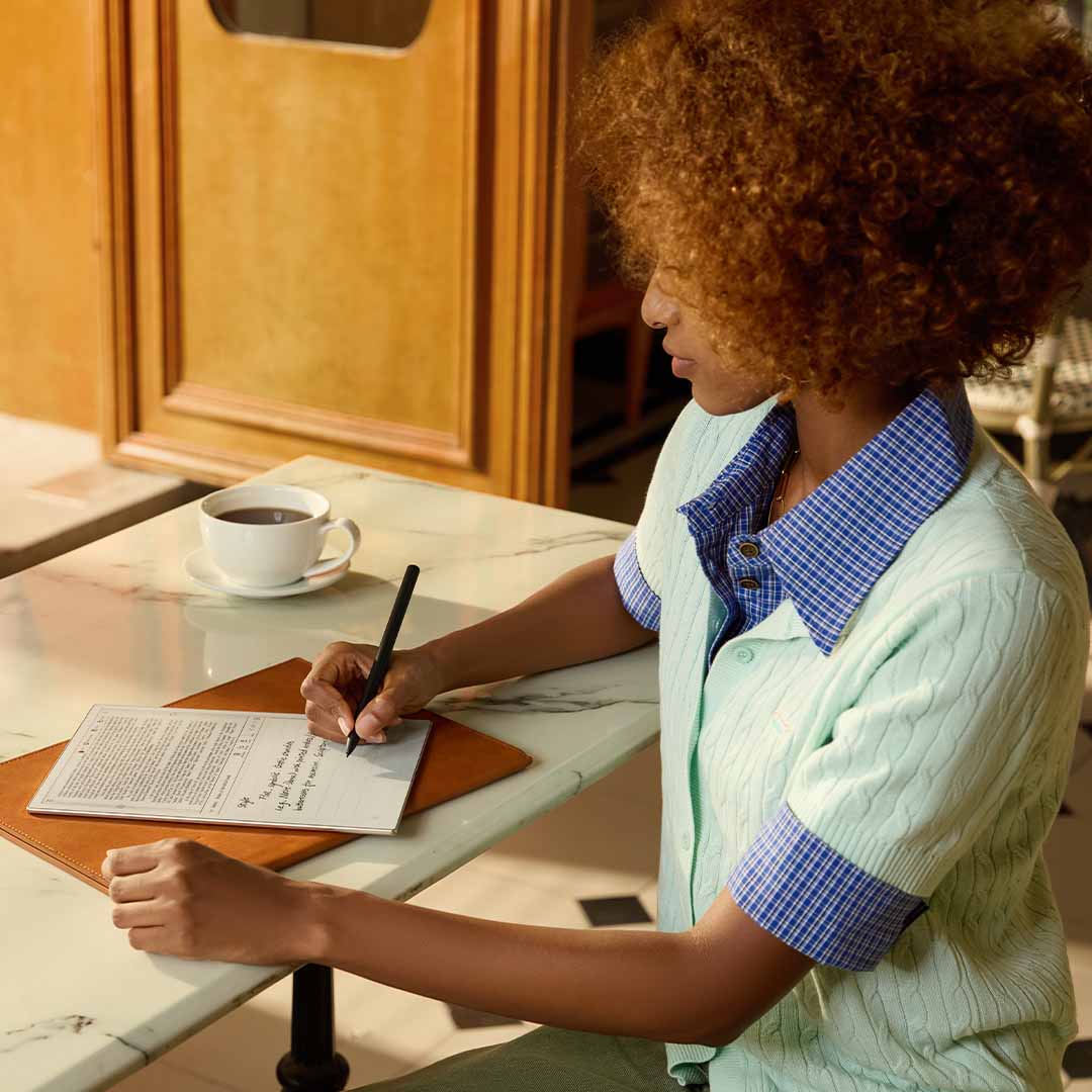 The AI-Powered Paper Tablet
