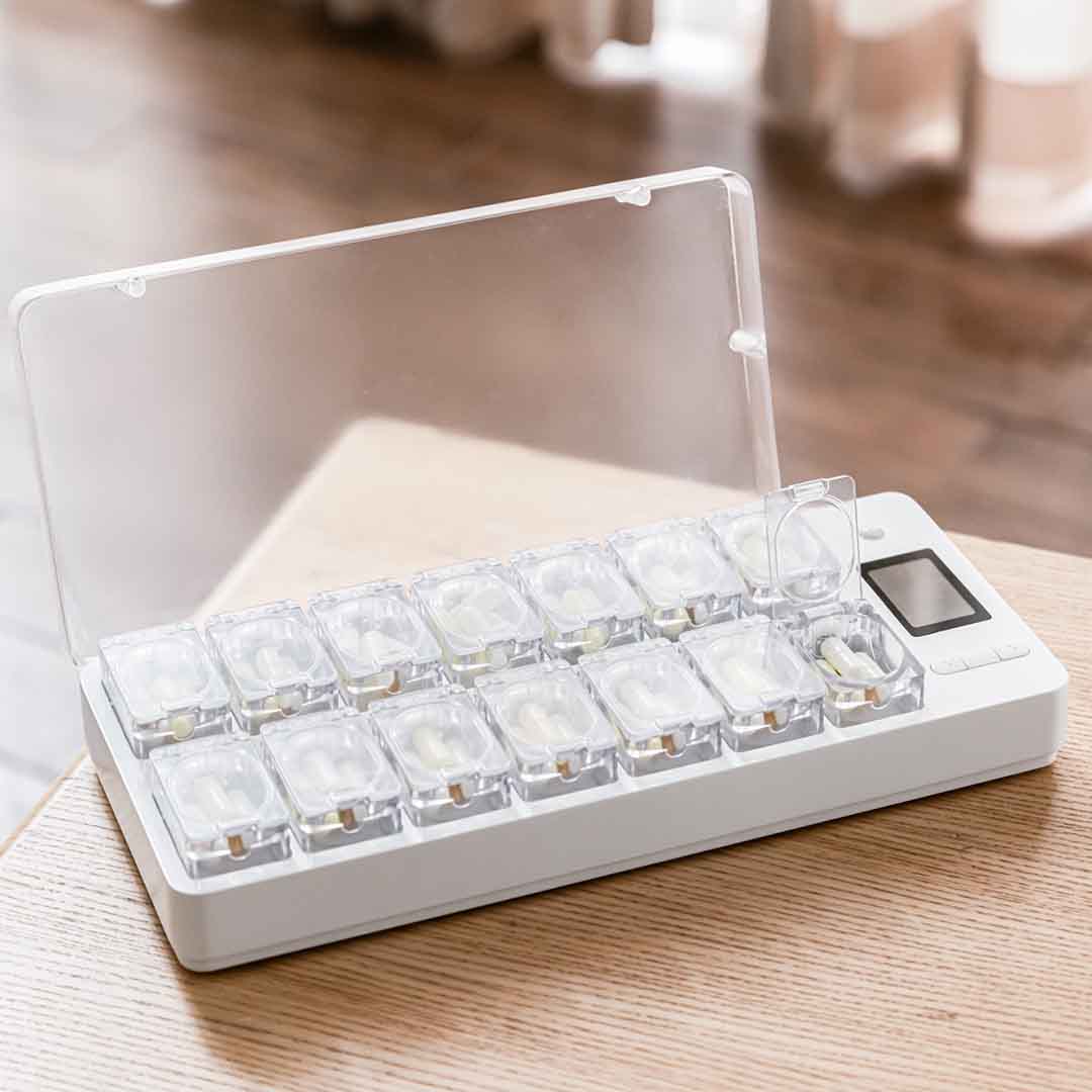 The 14-Slot Pillbox With Smart Alerts