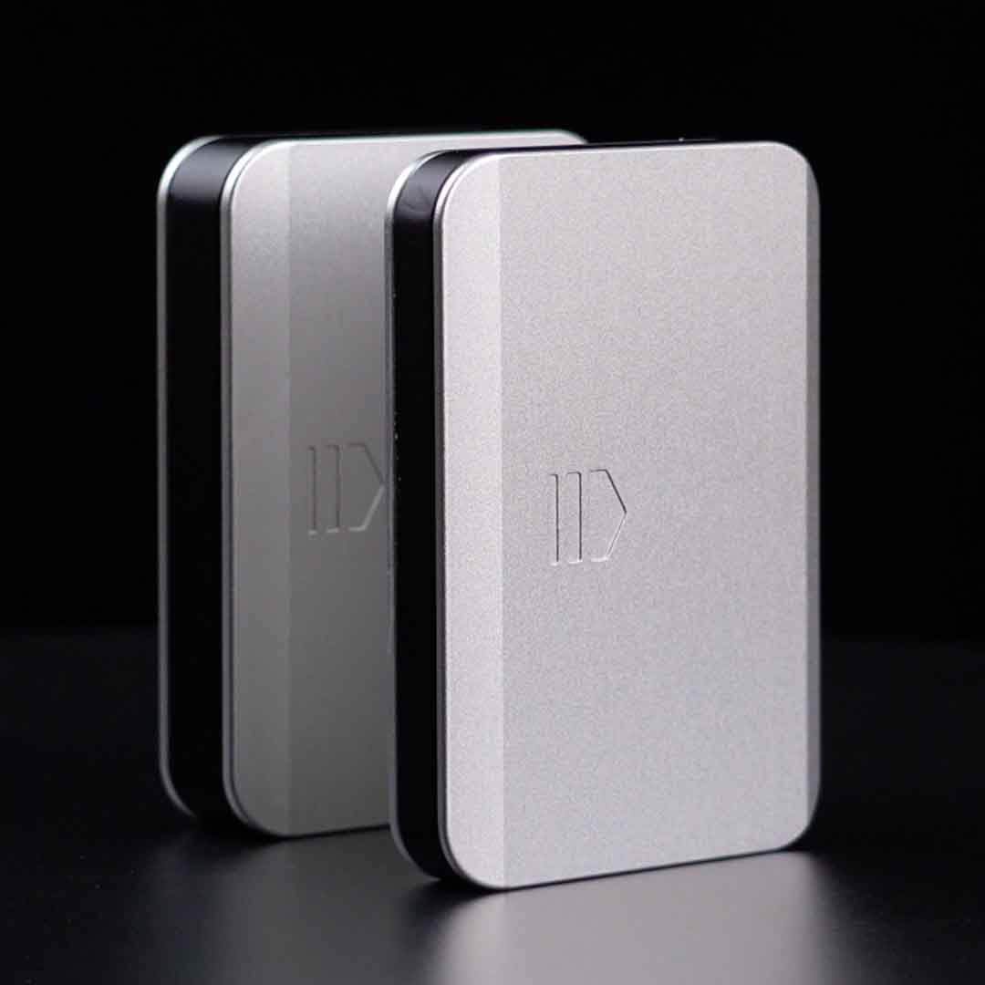 Slide, Store, Secure: The Smart Wallet for the Digital Age