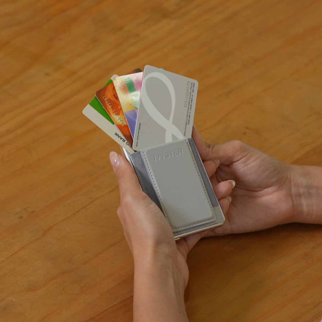 Your Wallet Just Learned To Charge Your Phone