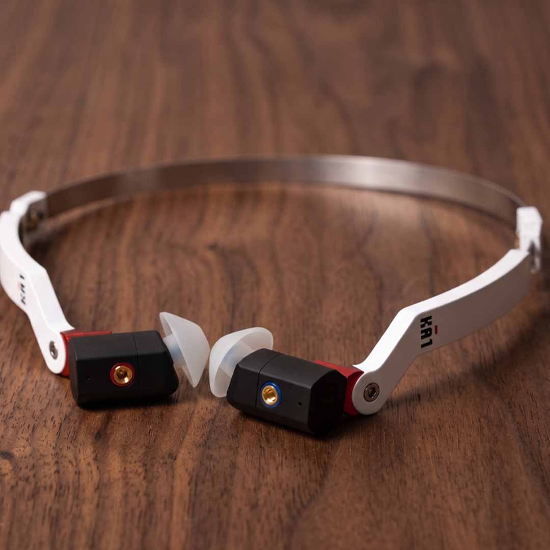 Retro-Inspired Modular Headphones