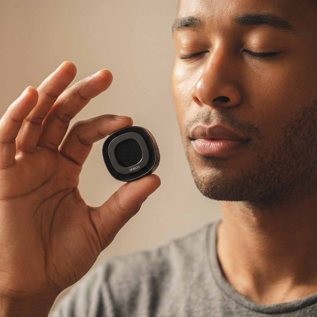 Magnetic Clip-On Breathing Insight