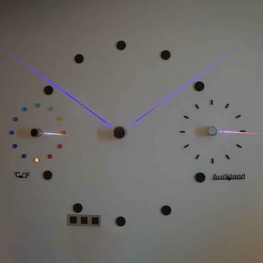 The World's First Borderless Dot Clock