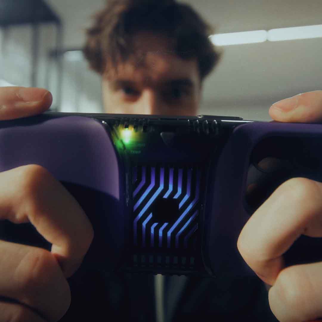 Cooler For Gaming On iPhone 15 & 16 Pro Max