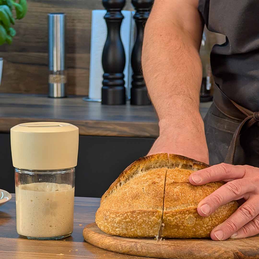 The Smart Fermentation Jar For Sourdough