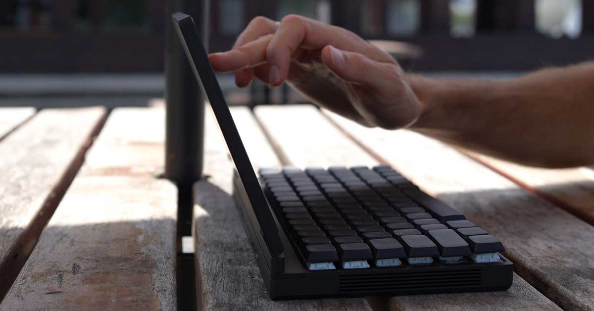 The Portable PC That Folds To Go