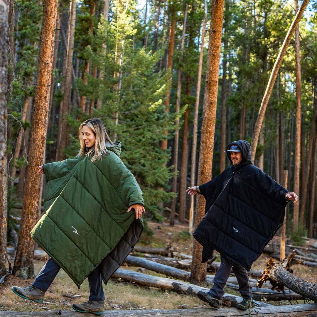 7 Ways To Stay Cozy Outside