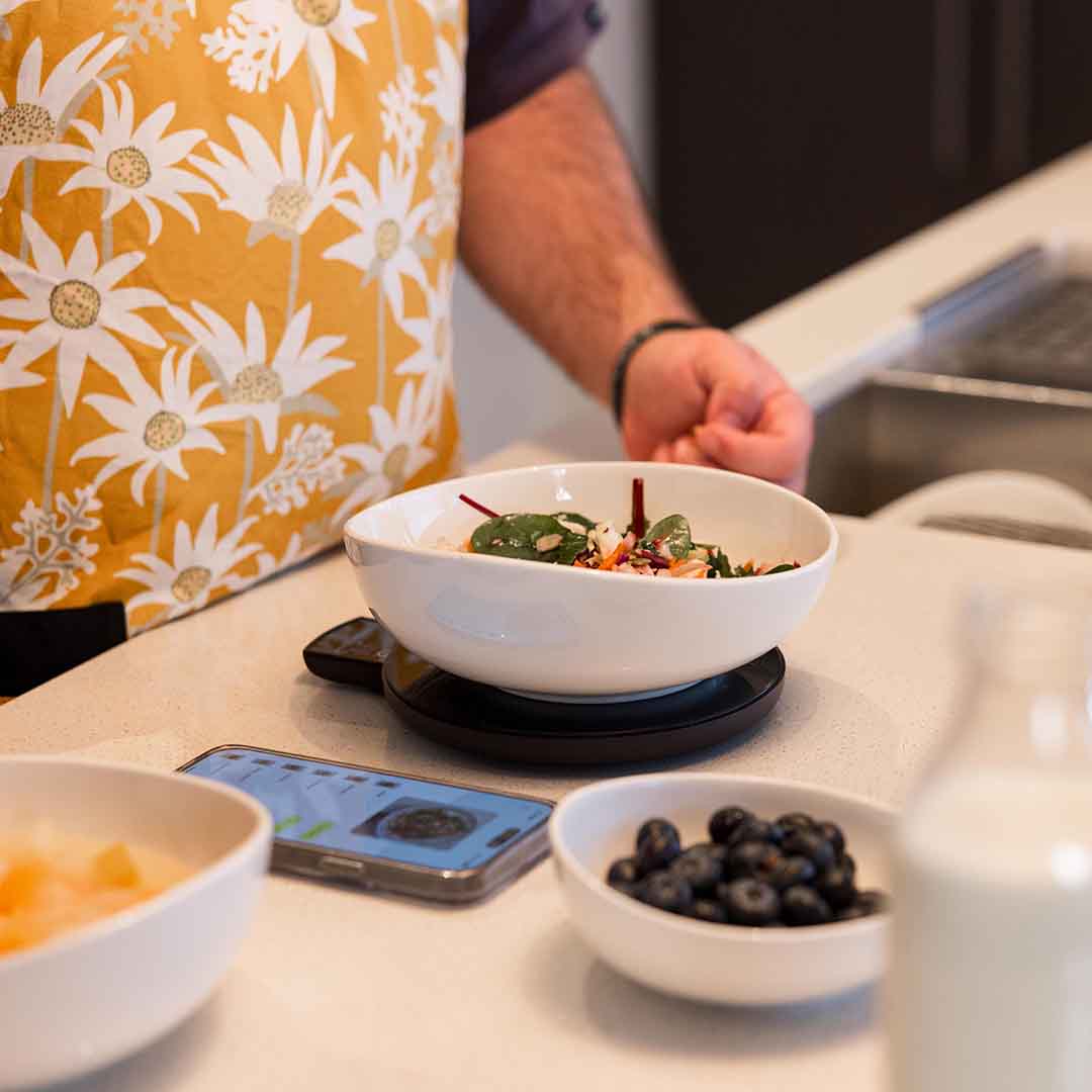 The Scale That Knows Your Food