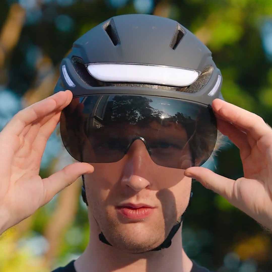 allintitile: smart bike helmet Smart Helmet With 360 Degree Lighting