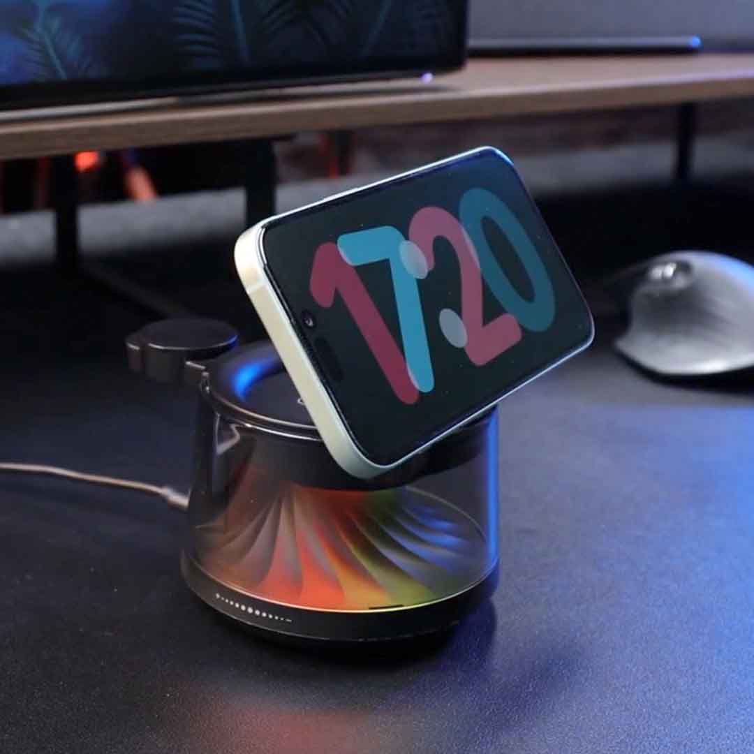 One Hub. Zero Clutter.