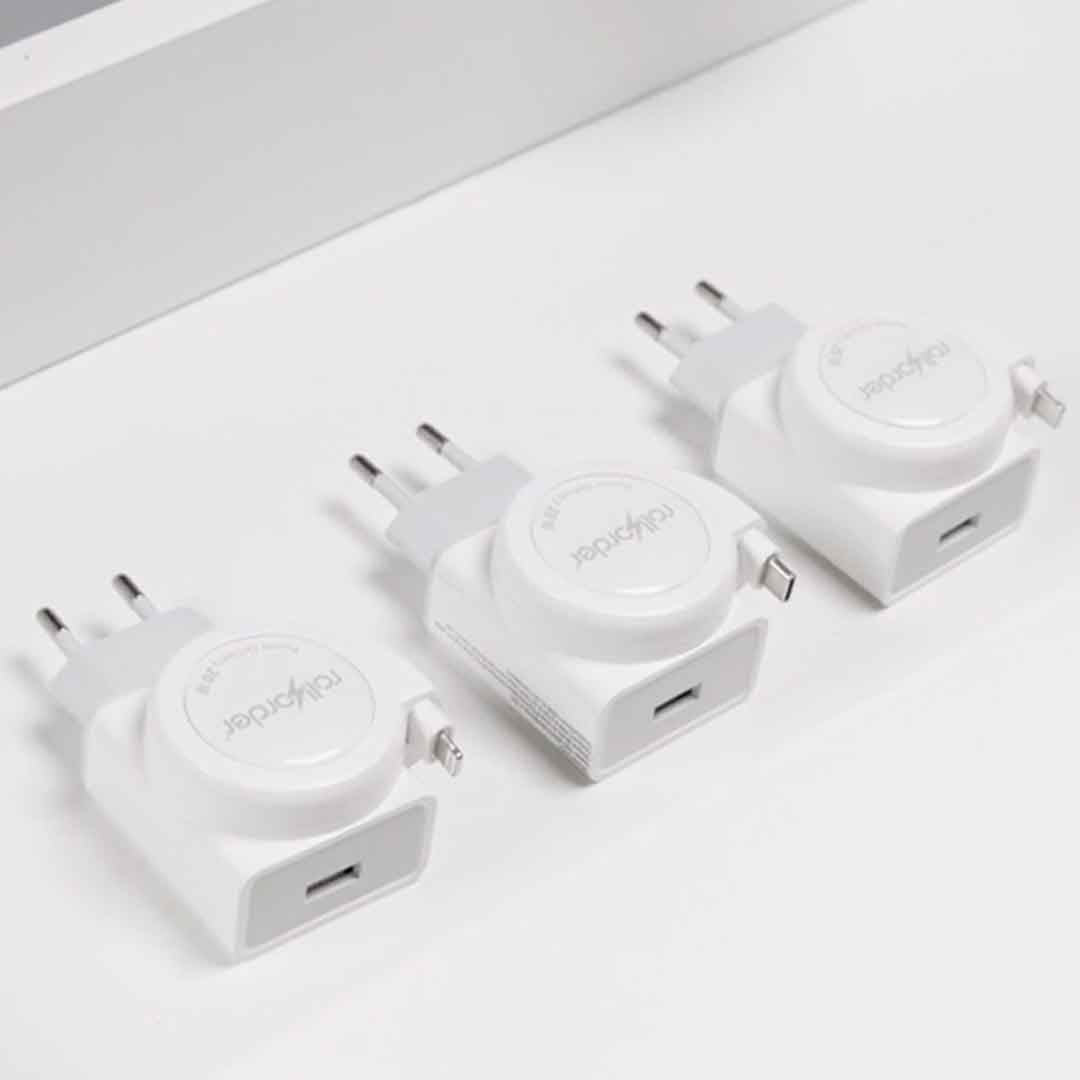 The Compact Charging Solution With A Built-In Retractable Cable
