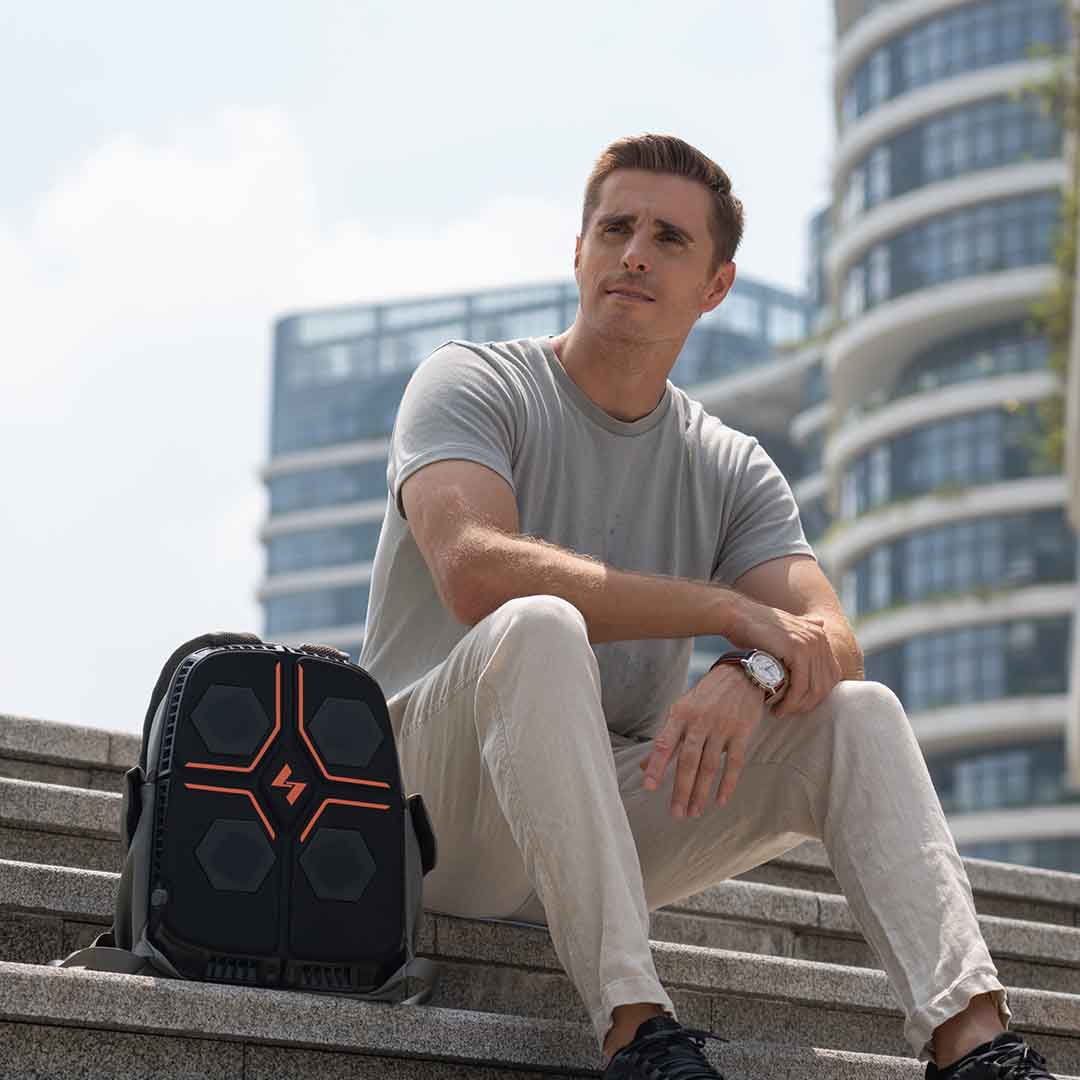 The Smart Cooling And Heating Backpack