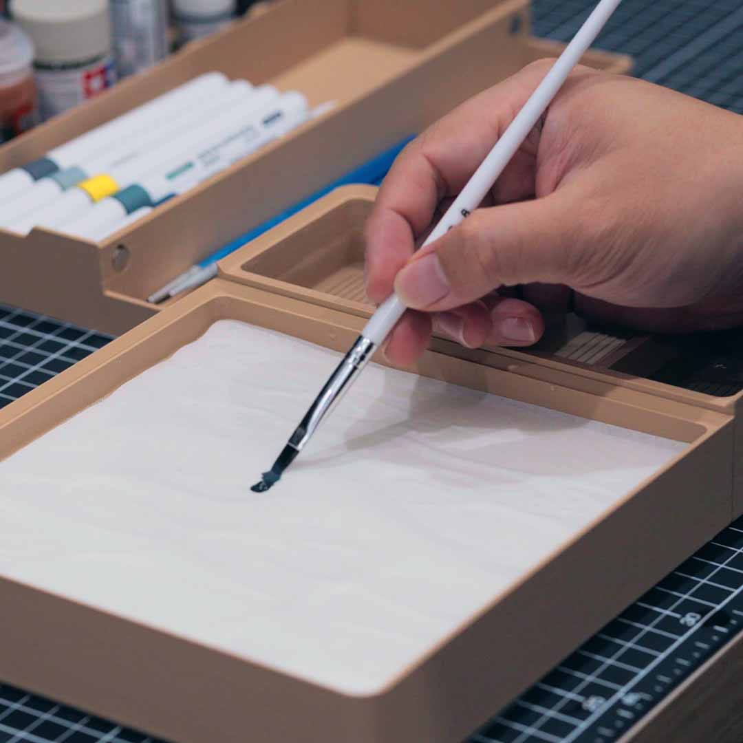 Build Your Perfect Painting Desk